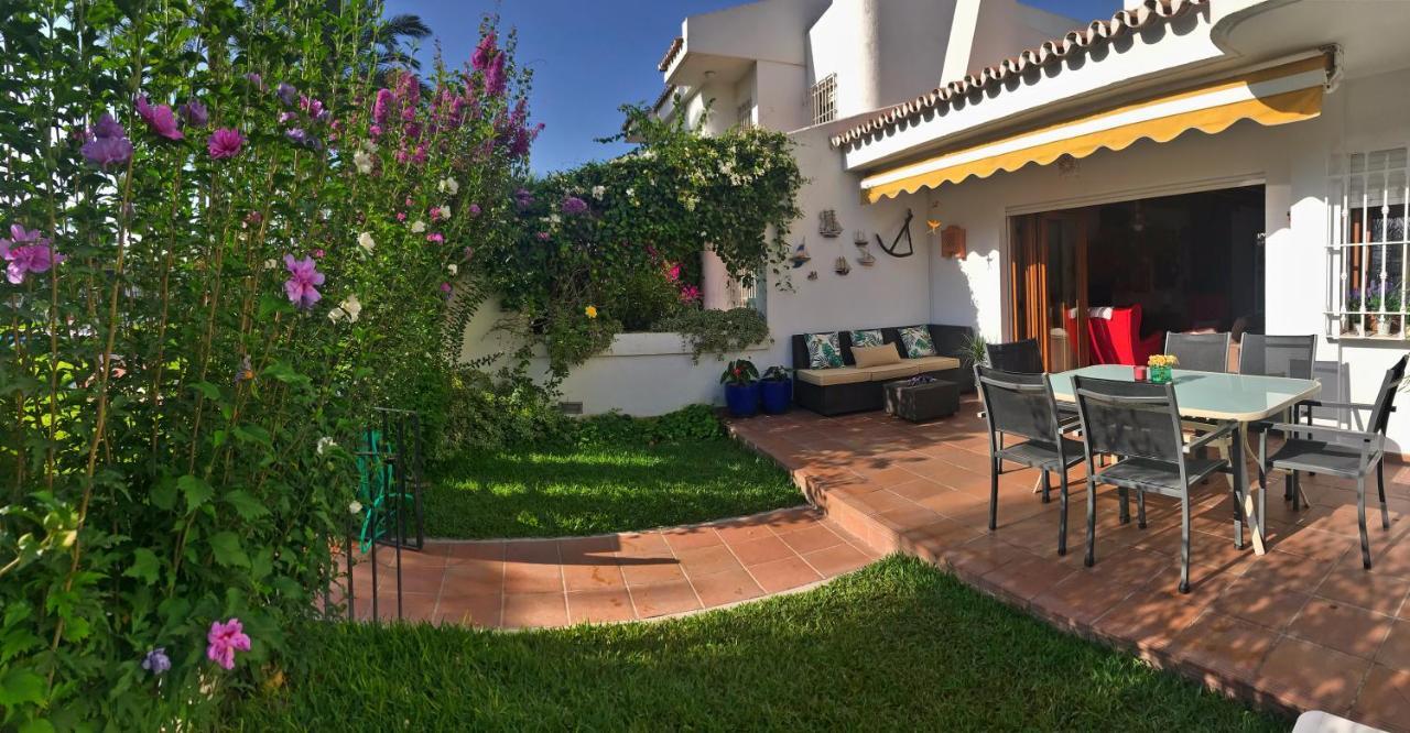 Beachfront Oasis In Costa Del Sol. Caleta De Velez Zewnętrze zdjęcie